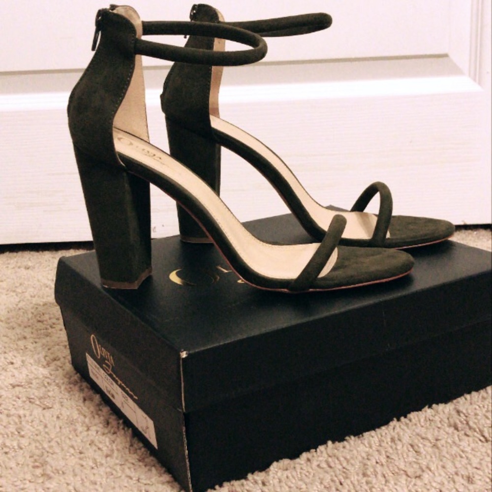Olive heels size 10